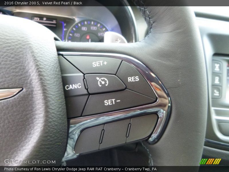 Velvet Red Pearl / Black 2016 Chrysler 200 S