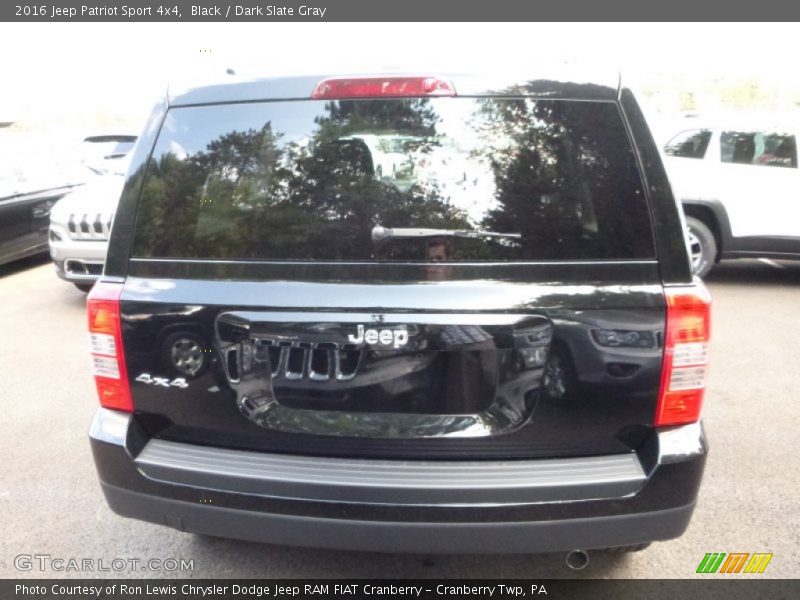 Black / Dark Slate Gray 2016 Jeep Patriot Sport 4x4