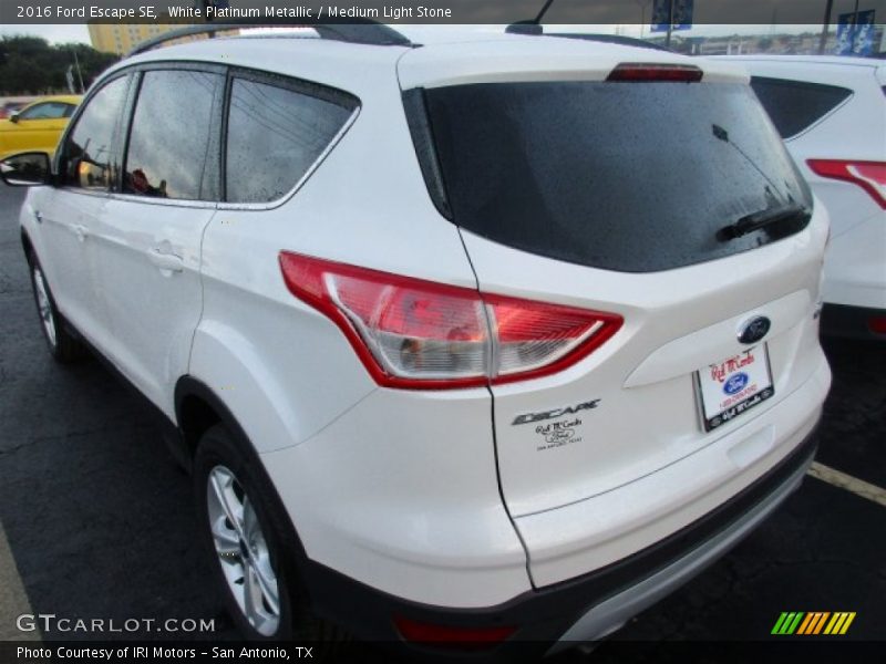 White Platinum Metallic / Medium Light Stone 2016 Ford Escape SE