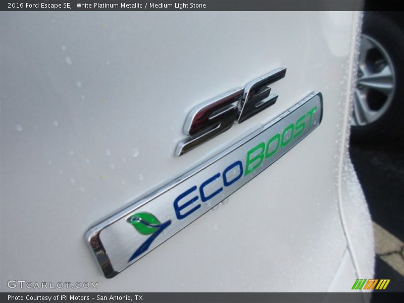 White Platinum Metallic / Medium Light Stone 2016 Ford Escape SE