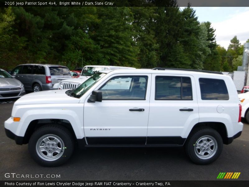 Bright White / Dark Slate Gray 2016 Jeep Patriot Sport 4x4