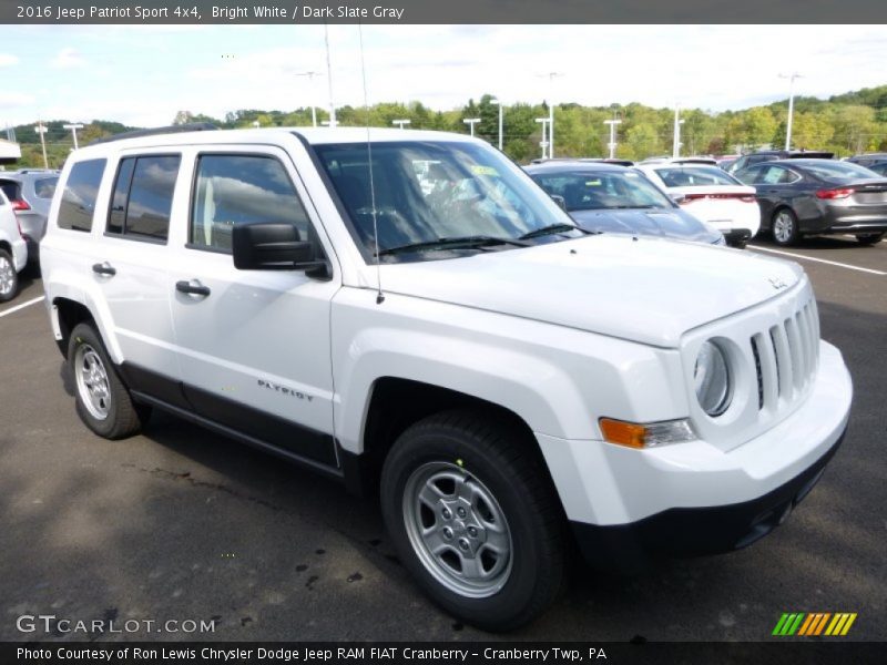 Bright White / Dark Slate Gray 2016 Jeep Patriot Sport 4x4
