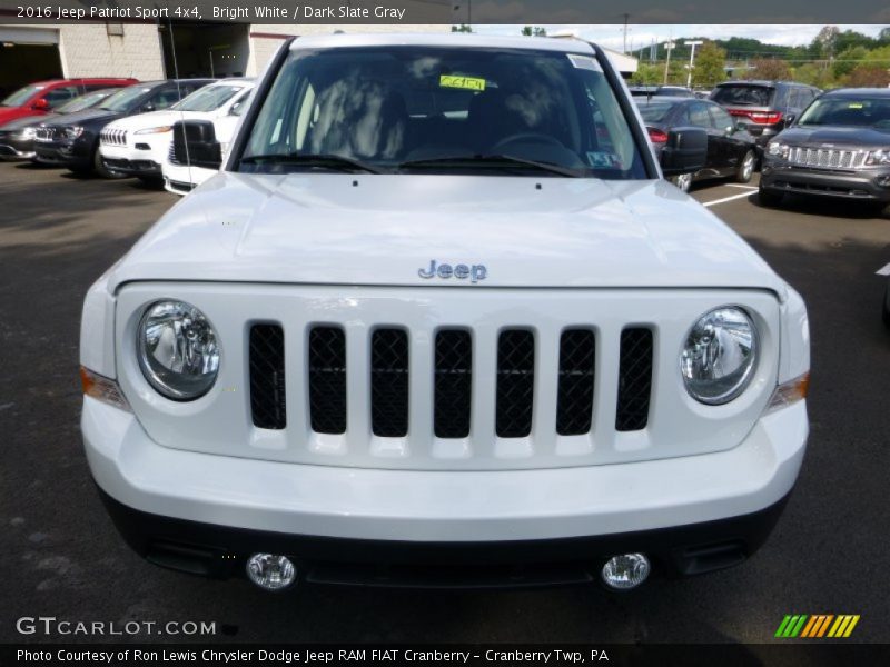 Bright White / Dark Slate Gray 2016 Jeep Patriot Sport 4x4