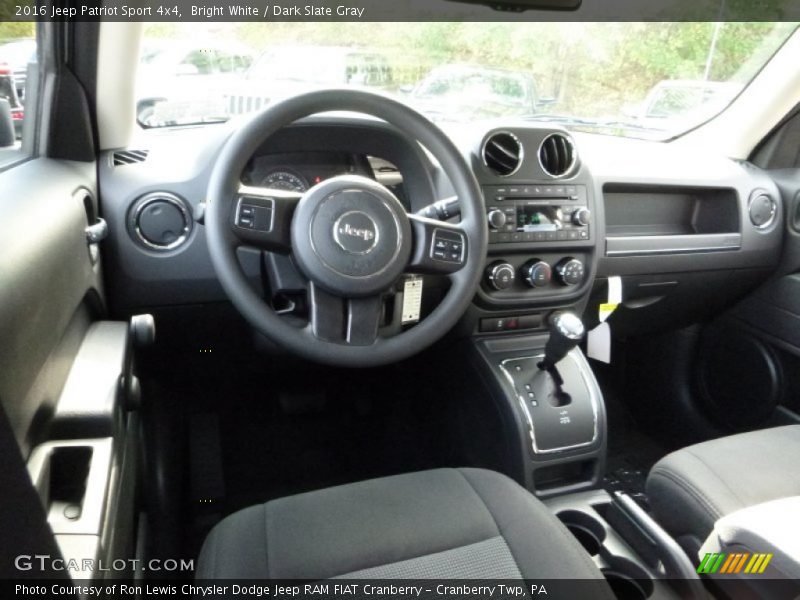 Bright White / Dark Slate Gray 2016 Jeep Patriot Sport 4x4