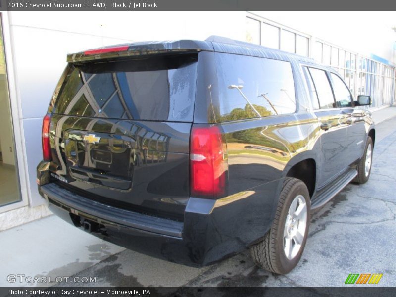 Black / Jet Black 2016 Chevrolet Suburban LT 4WD