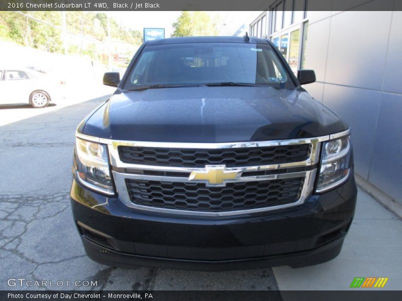Black / Jet Black 2016 Chevrolet Suburban LT 4WD