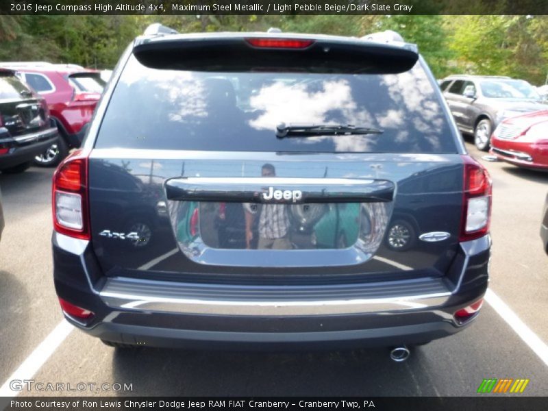 Maximum Steel Metallic / Light Pebble Beige/Dark Slate Gray 2016 Jeep Compass High Altitude 4x4