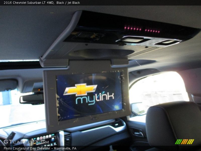 Black / Jet Black 2016 Chevrolet Suburban LT 4WD