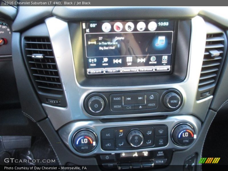 Black / Jet Black 2016 Chevrolet Suburban LT 4WD