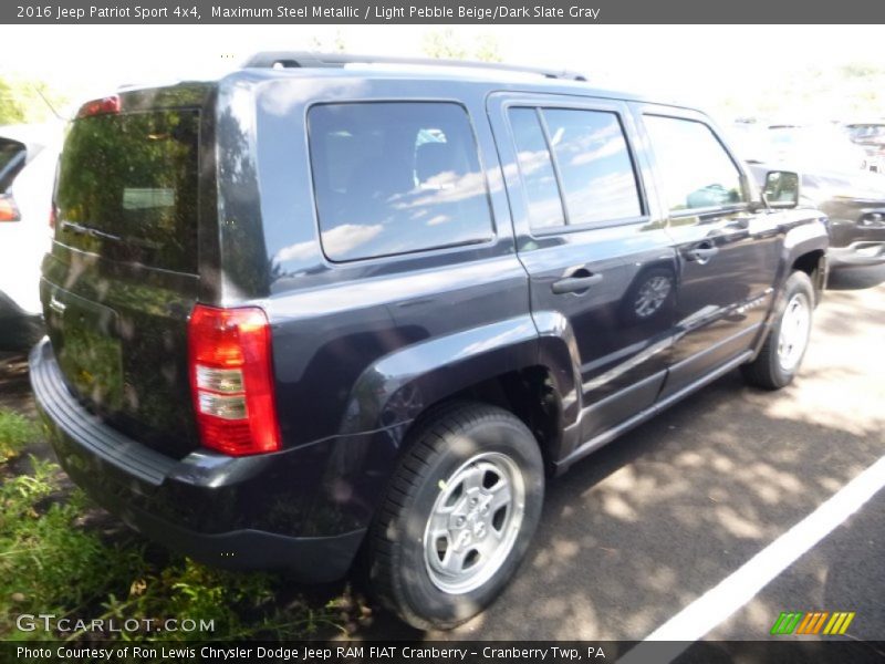 Maximum Steel Metallic / Light Pebble Beige/Dark Slate Gray 2016 Jeep Patriot Sport 4x4