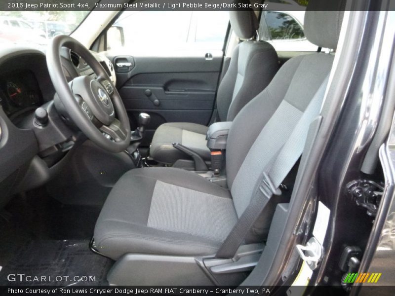  2016 Patriot Sport 4x4 Light Pebble Beige/Dark Slate Gray Interior