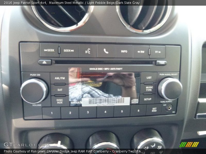Maximum Steel Metallic / Light Pebble Beige/Dark Slate Gray 2016 Jeep Patriot Sport 4x4
