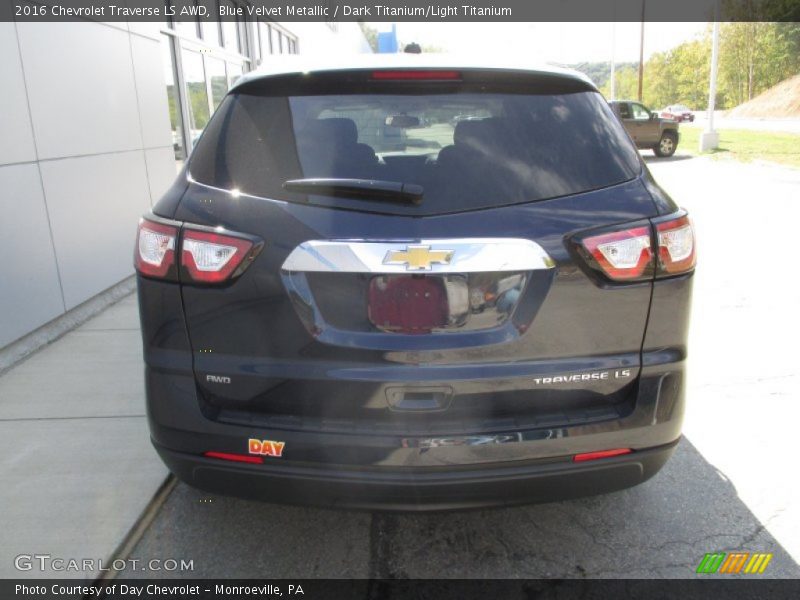 Blue Velvet Metallic / Dark Titanium/Light Titanium 2016 Chevrolet Traverse LS AWD
