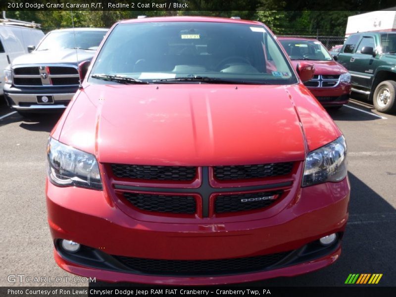 Redline 2 Coat Pearl / Black 2016 Dodge Grand Caravan R/T