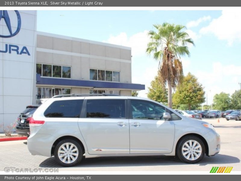 Silver Sky Metallic / Light Gray 2013 Toyota Sienna XLE