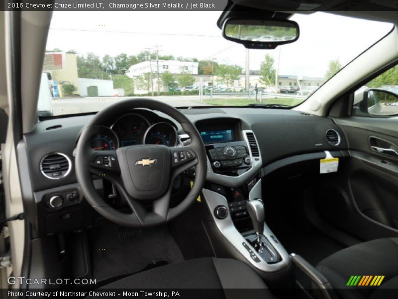 Champagne Silver Metallic / Jet Black 2016 Chevrolet Cruze Limited LT