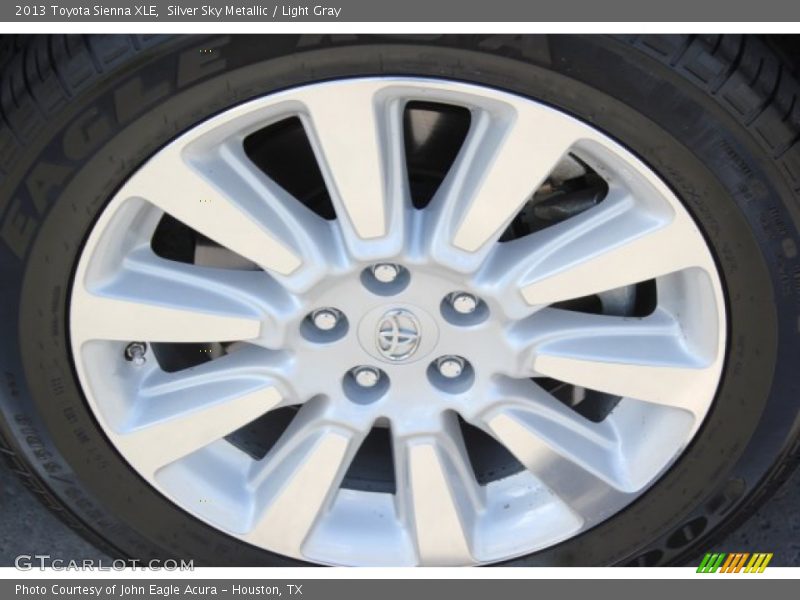 Silver Sky Metallic / Light Gray 2013 Toyota Sienna XLE