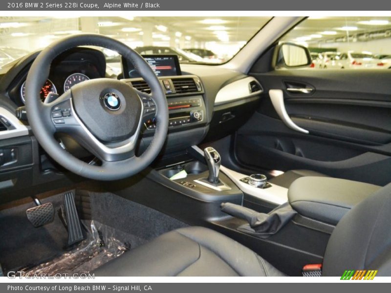 Alpine White / Black 2016 BMW 2 Series 228i Coupe