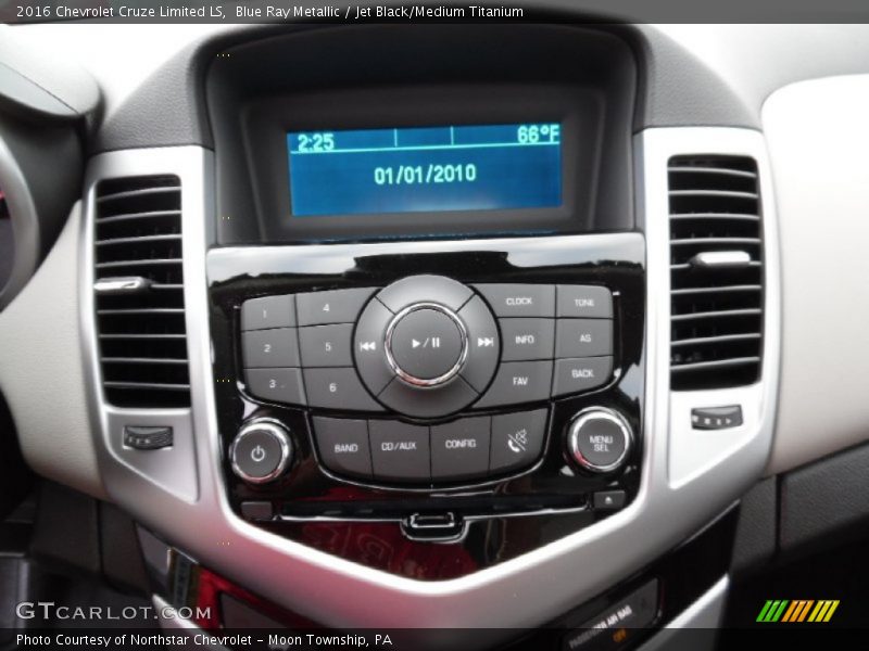 Blue Ray Metallic / Jet Black/Medium Titanium 2016 Chevrolet Cruze Limited LS