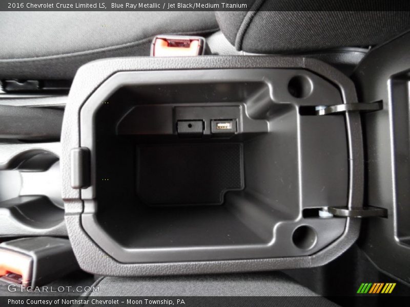 Blue Ray Metallic / Jet Black/Medium Titanium 2016 Chevrolet Cruze Limited LS