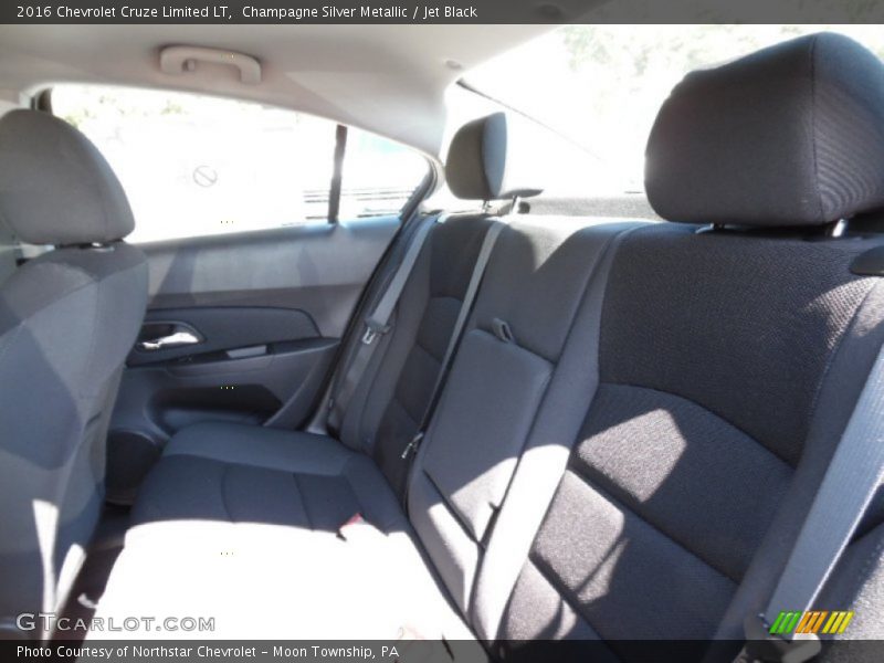 Champagne Silver Metallic / Jet Black 2016 Chevrolet Cruze Limited LT