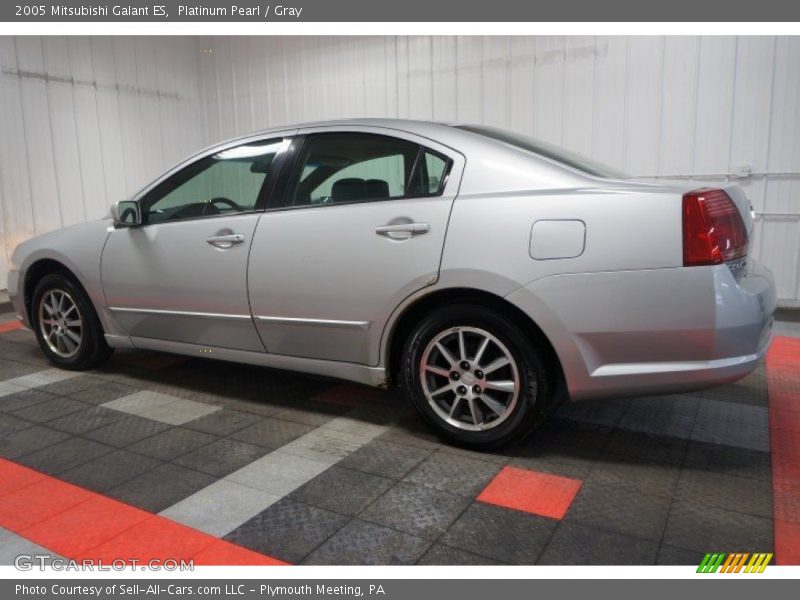 Platinum Pearl / Gray 2005 Mitsubishi Galant ES