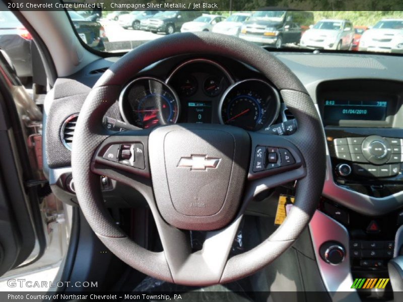 Champagne Silver Metallic / Jet Black 2016 Chevrolet Cruze Limited LT