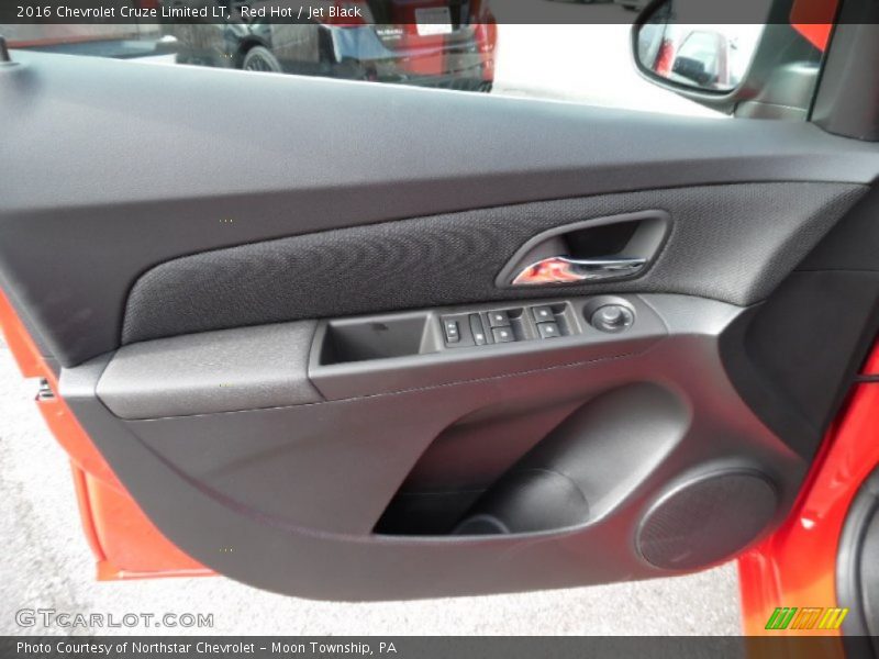 Red Hot / Jet Black 2016 Chevrolet Cruze Limited LT