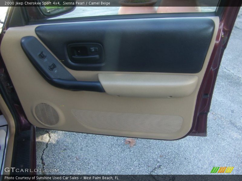 Sienna Pearl / Camel Beige 2000 Jeep Cherokee Sport 4x4