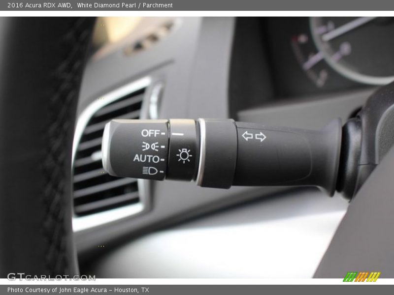White Diamond Pearl / Parchment 2016 Acura RDX AWD