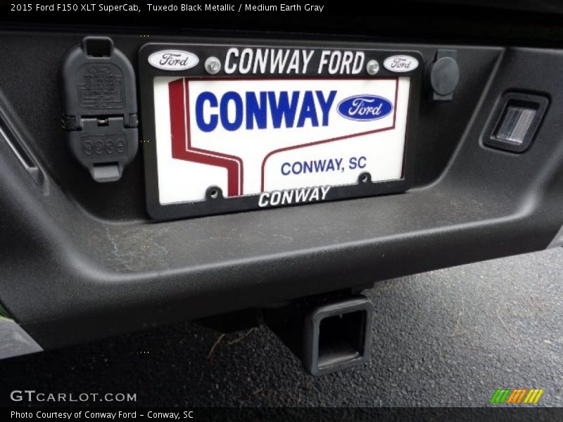 Tuxedo Black Metallic / Medium Earth Gray 2015 Ford F150 XLT SuperCab
