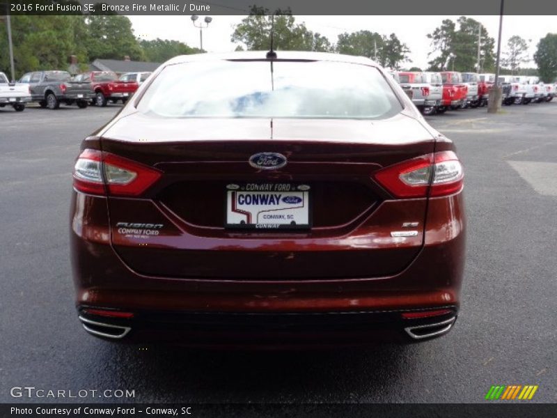 Bronze Fire Metallic / Dune 2016 Ford Fusion SE