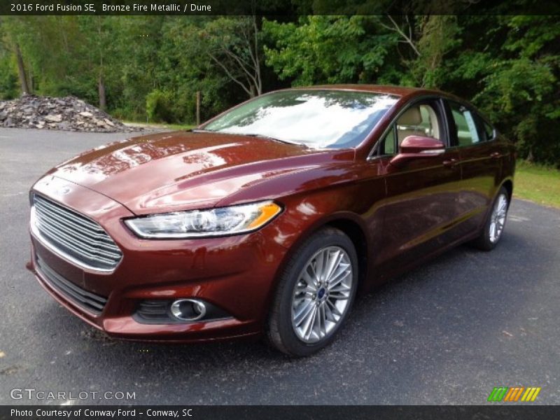 Bronze Fire Metallic / Dune 2016 Ford Fusion SE