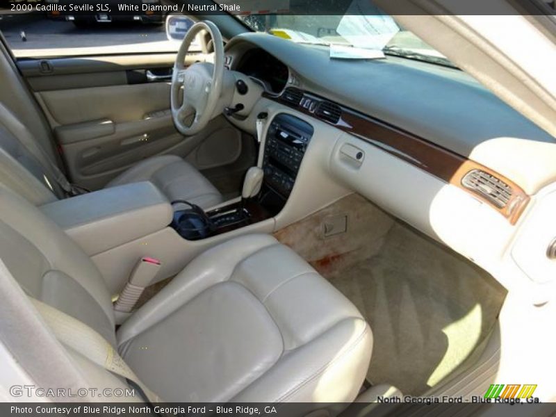 White Diamond / Neutral Shale 2000 Cadillac Seville SLS