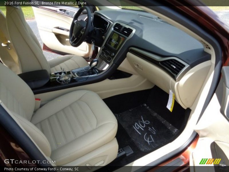 Bronze Fire Metallic / Dune 2016 Ford Fusion SE