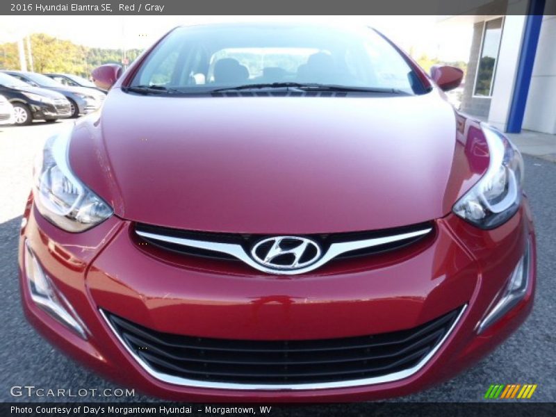 Red / Gray 2016 Hyundai Elantra SE