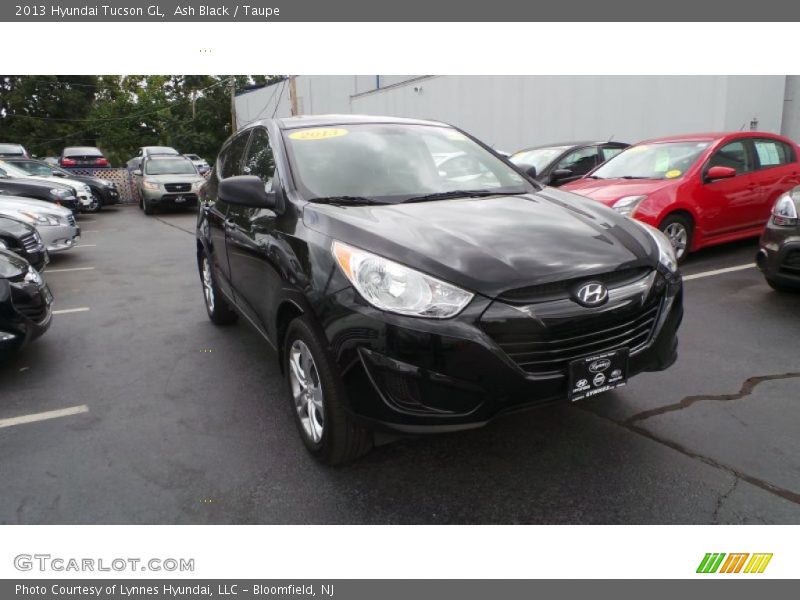 Ash Black / Taupe 2013 Hyundai Tucson GL