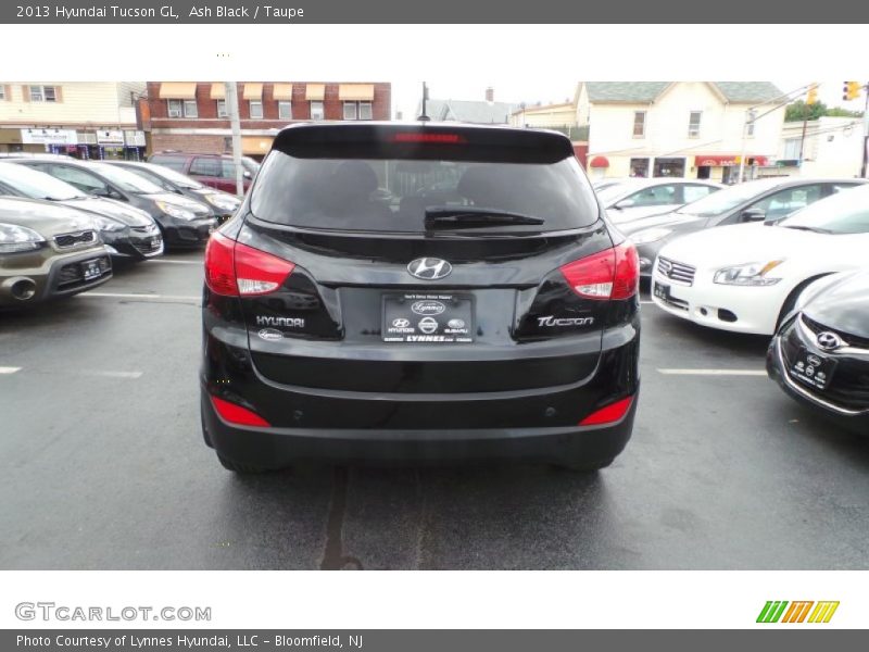 Ash Black / Taupe 2013 Hyundai Tucson GL