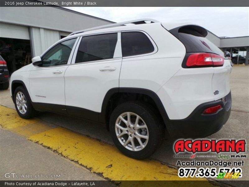Bright White / Black 2016 Jeep Cherokee Latitude