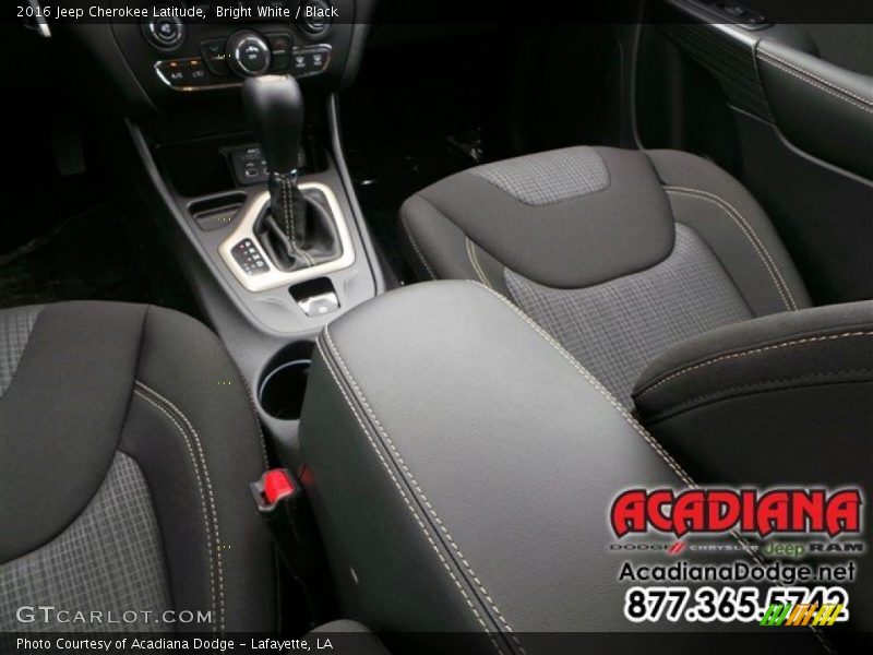 Bright White / Black 2016 Jeep Cherokee Latitude