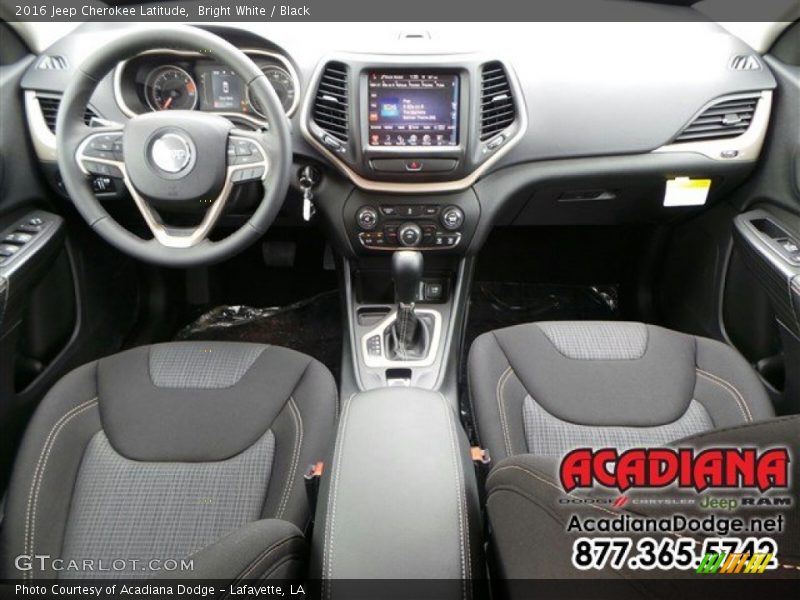 Bright White / Black 2016 Jeep Cherokee Latitude