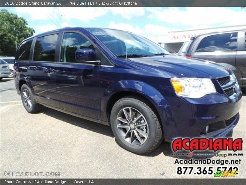 True Blue Pearl / Black/Light Graystone 2016 Dodge Grand Caravan SXT