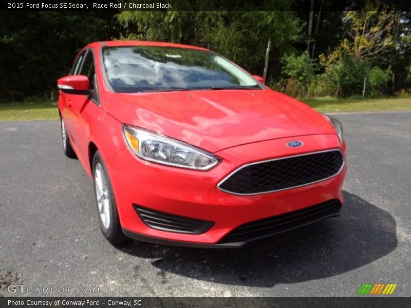 Race Red / Charcoal Black 2015 Ford Focus SE Sedan