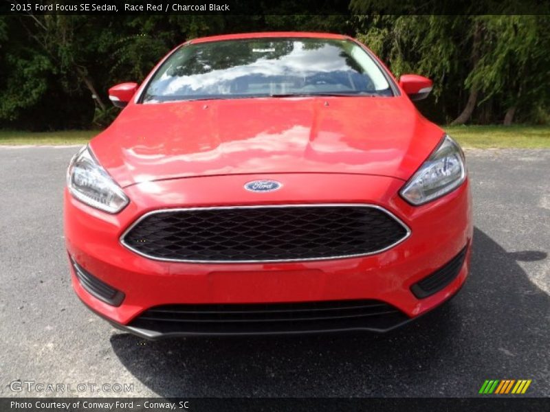 Race Red / Charcoal Black 2015 Ford Focus SE Sedan