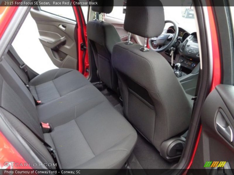 Race Red / Charcoal Black 2015 Ford Focus SE Sedan