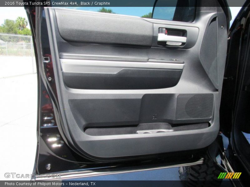 Black / Graphite 2016 Toyota Tundra SR5 CrewMax 4x4