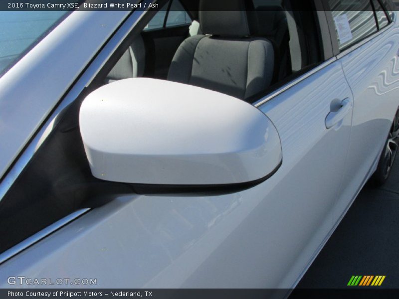Blizzard White Pearl / Ash 2016 Toyota Camry XSE