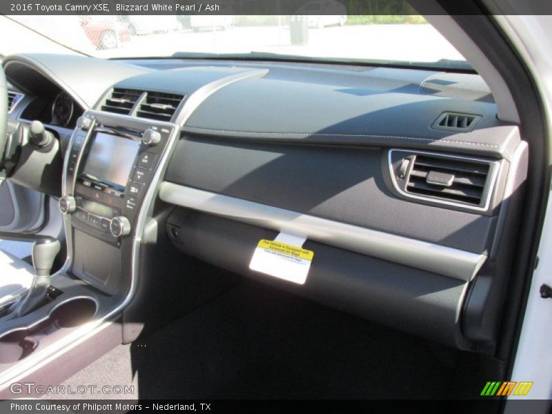 Blizzard White Pearl / Ash 2016 Toyota Camry XSE