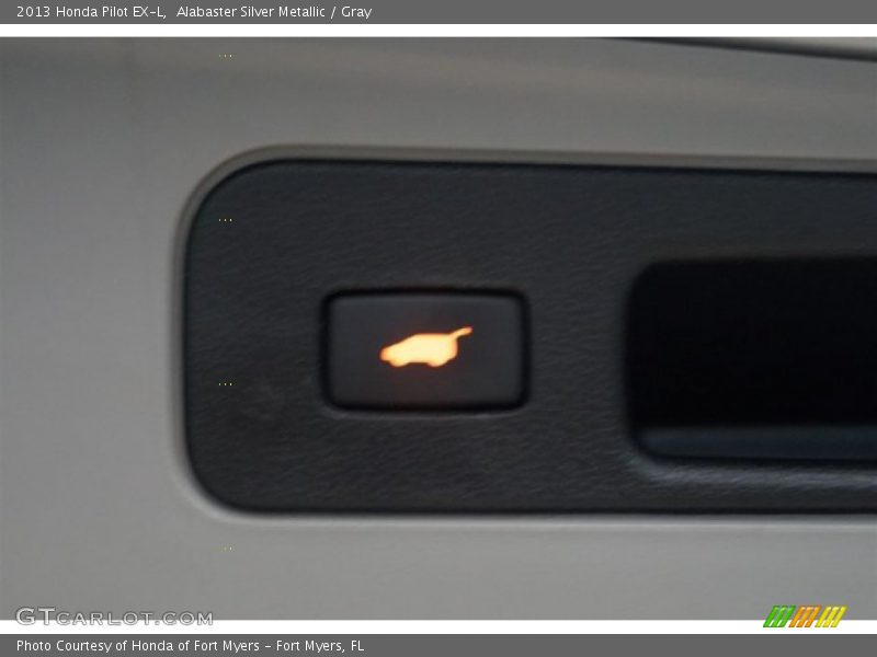Alabaster Silver Metallic / Gray 2013 Honda Pilot EX-L