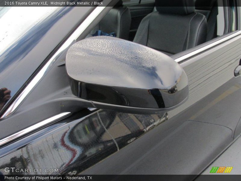 Midnight Black Metallic / Black 2016 Toyota Camry XLE